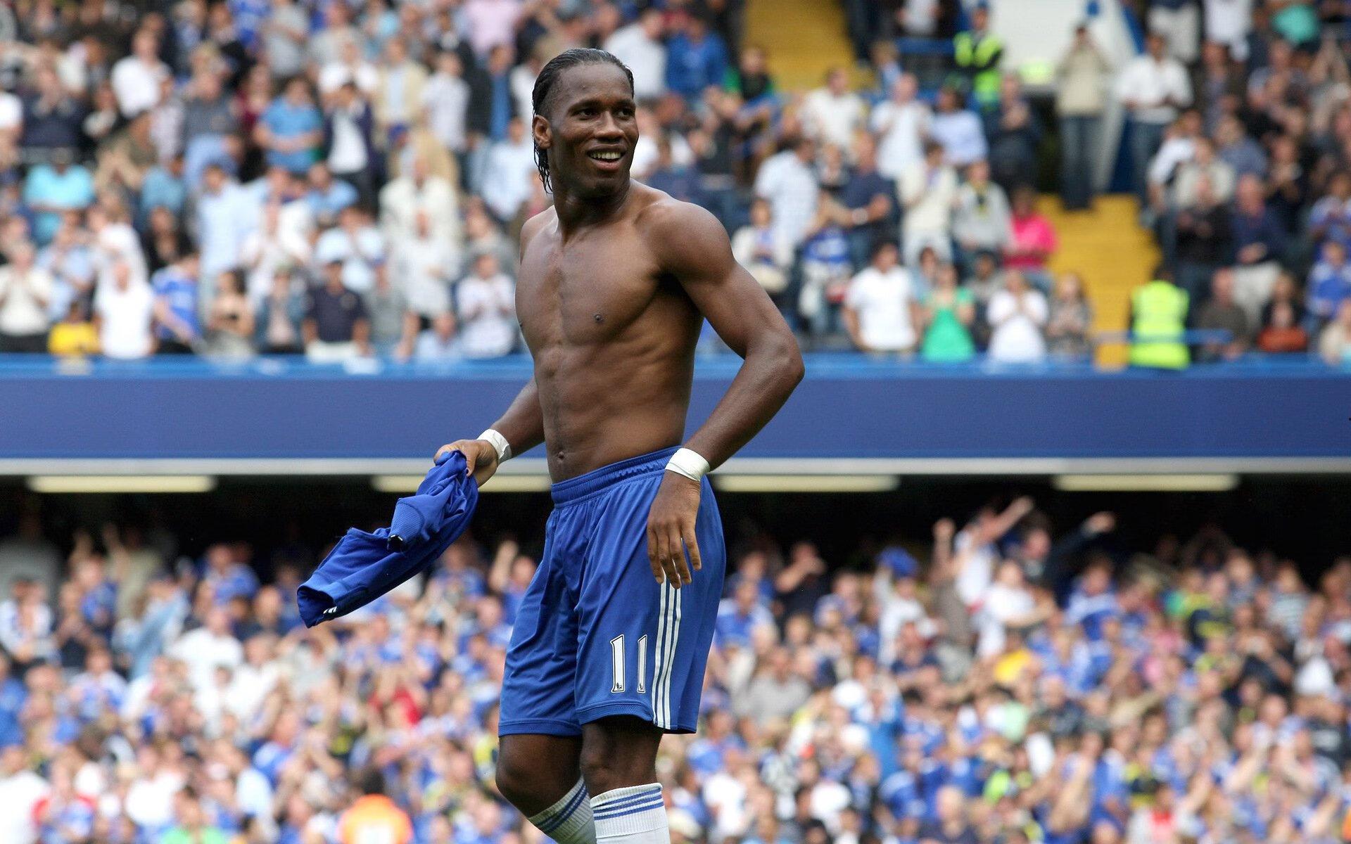 英超争冠形势突变,枪手坐收渔利,蓝月红军双双翻车